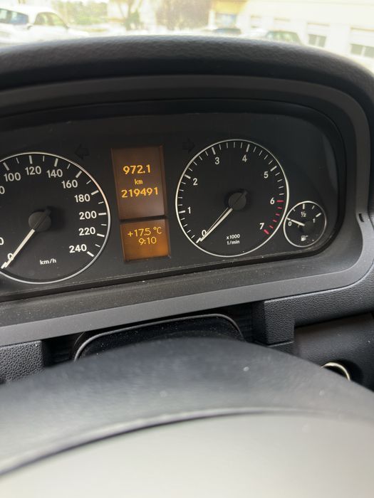 Mercedes-Benz A 150 — fotografia 6