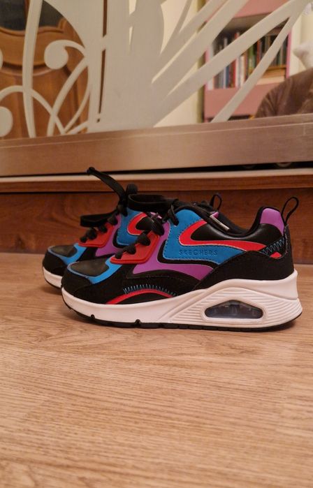 Кросівки sketchers 30 р.