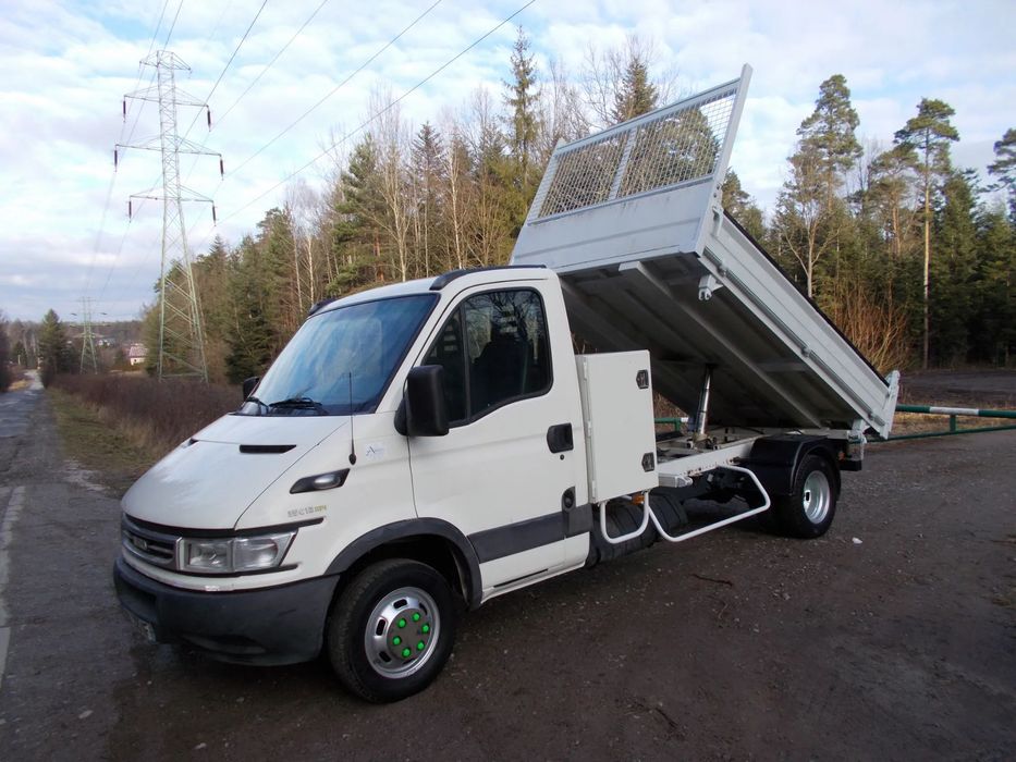 Iveco Daily 35c12  Jak nowy  znikomy przebieg !