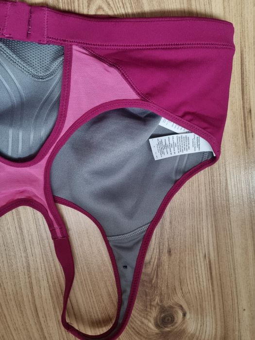 Top biustonosz sportowy Nike L 40 B
