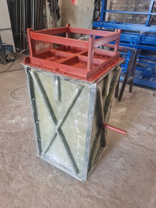 Formy na zamówienie klienta, formy do betonu.