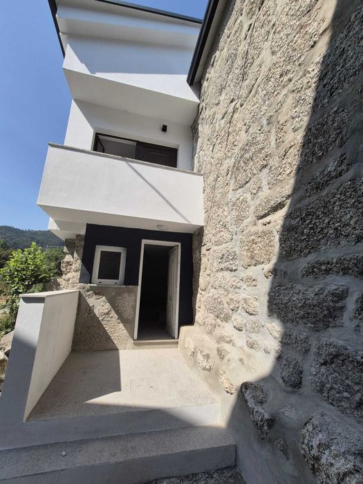 Casa T2 em pedra renovada – Vieira do Minho (próxima de Gerês)