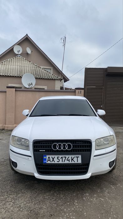 Audi A8 Quattro 3.7 Gaz