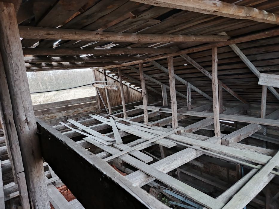 Продам сруб із номером будинку