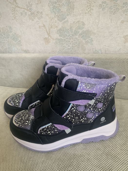 Підліткові зимові черевики для дівчинки  Skechers 36 р.