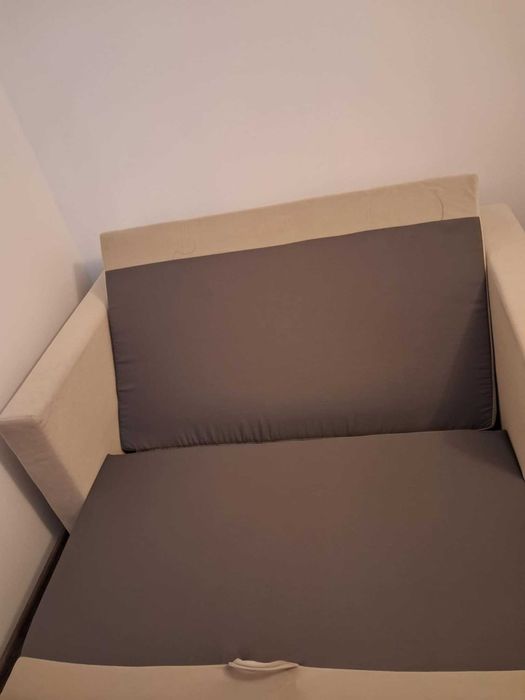 Sofa Bunio III z funkcją spania - beżowa, stan bardzo dobry