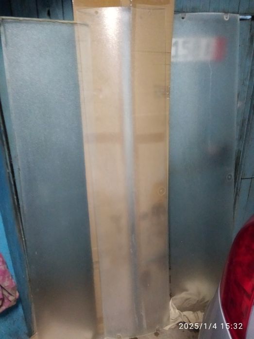 Продам скляні двері до душевої