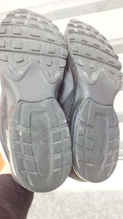 Super buty sportowe marki Nike VGR roz 45