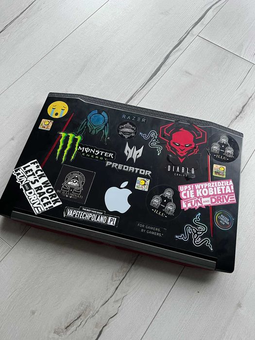 Acer Predator Helios 300 GTX 1050Ti i5 -8300 16GB RAM