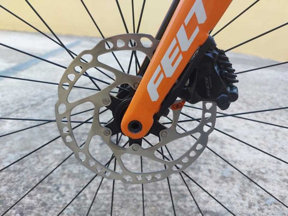 Bicicleta de estrada Felt AR Advanced