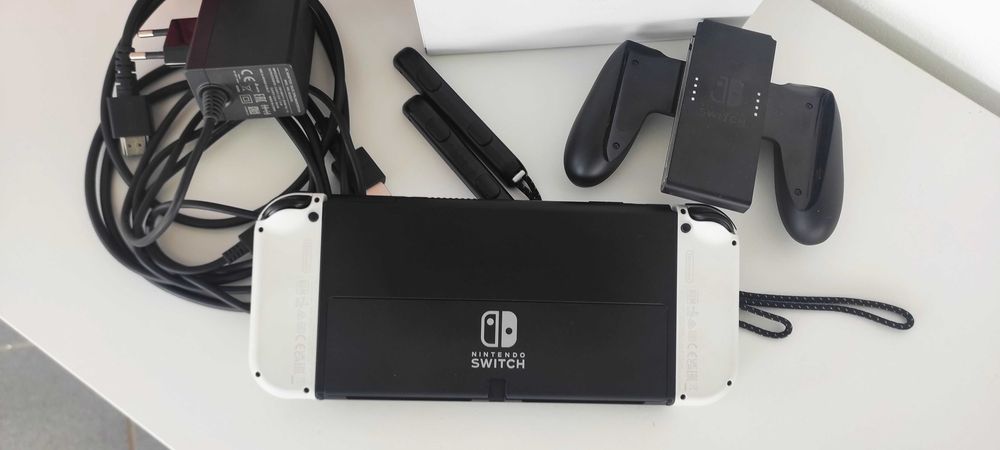 Nintendo Switch Oled - Desbloqueada CFW - Cartão 128gb