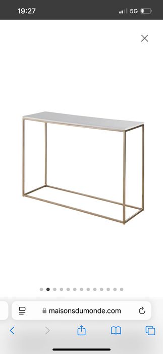 Consola em mármore preto e acabamentos dourados