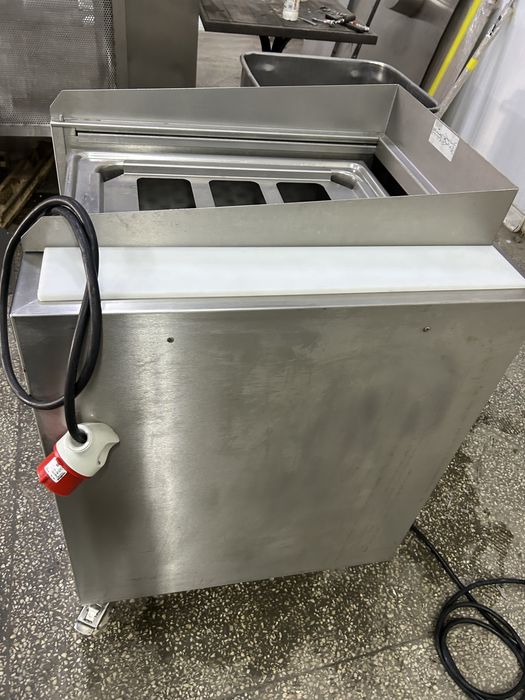 Мобільна кухня ( Front cooking) Rieber.