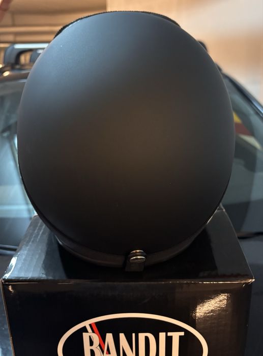 Capacete Bandit + Óculos