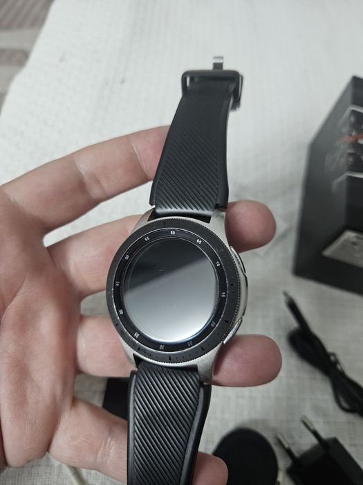 Часы Samsung Galaxy Watch 46mm (SM-R800N)