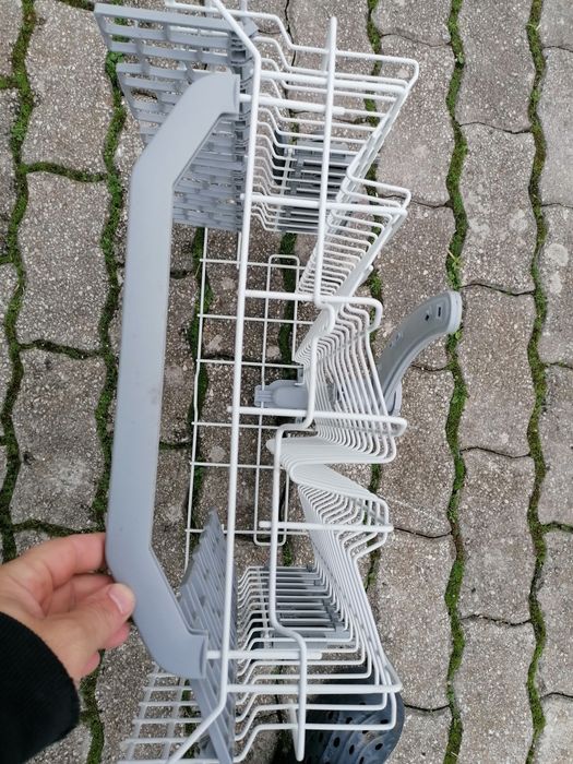 Cesto superior de máquina de lavar louça Ariston