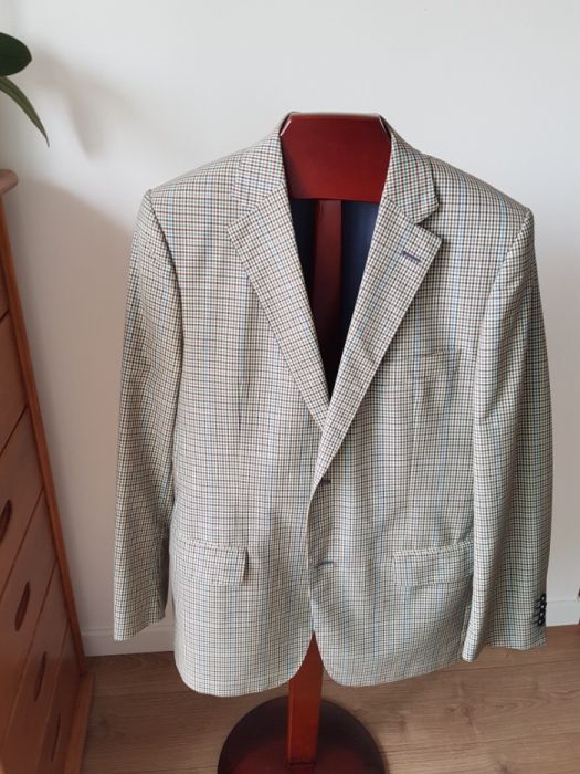 Casaco semi novo tamanho 54 Dielmar