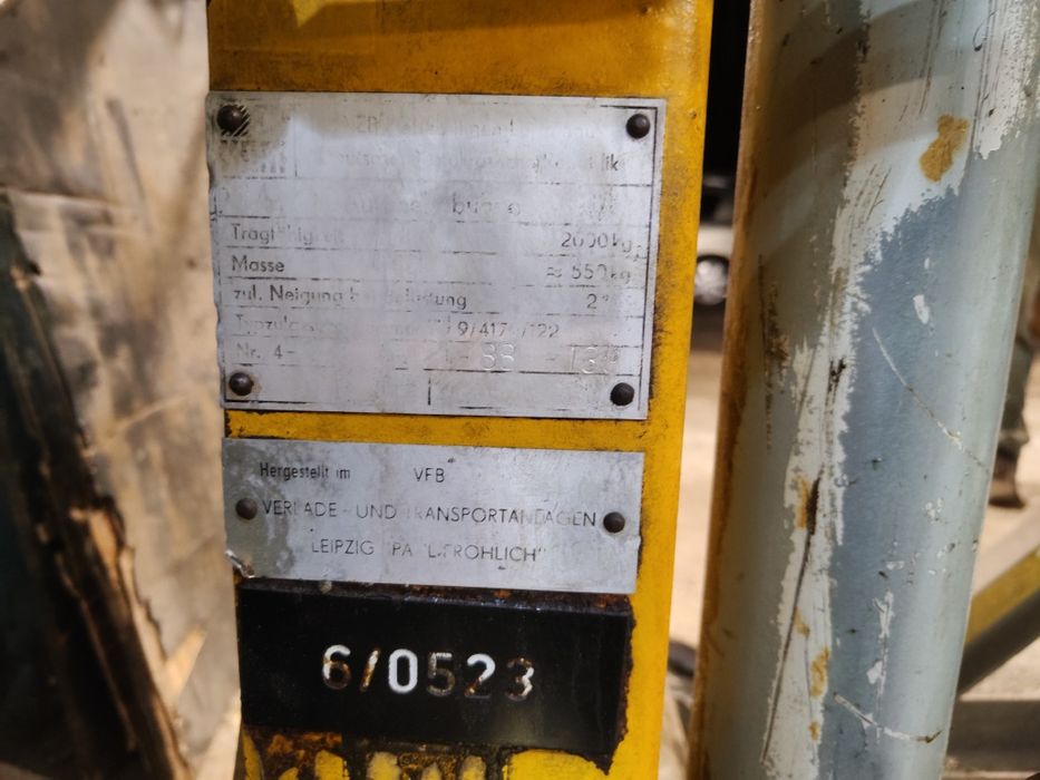 Podnośnik nożycowy samochodowy 2t DDR