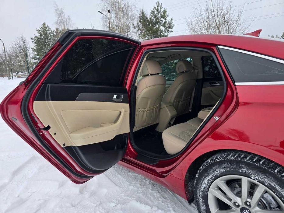 Продам  Hyundai Sonata 2015. Можна в розстрочку, під викуп.