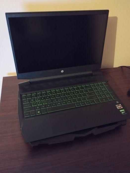 HP pavilion gaming 15-ec0042nw