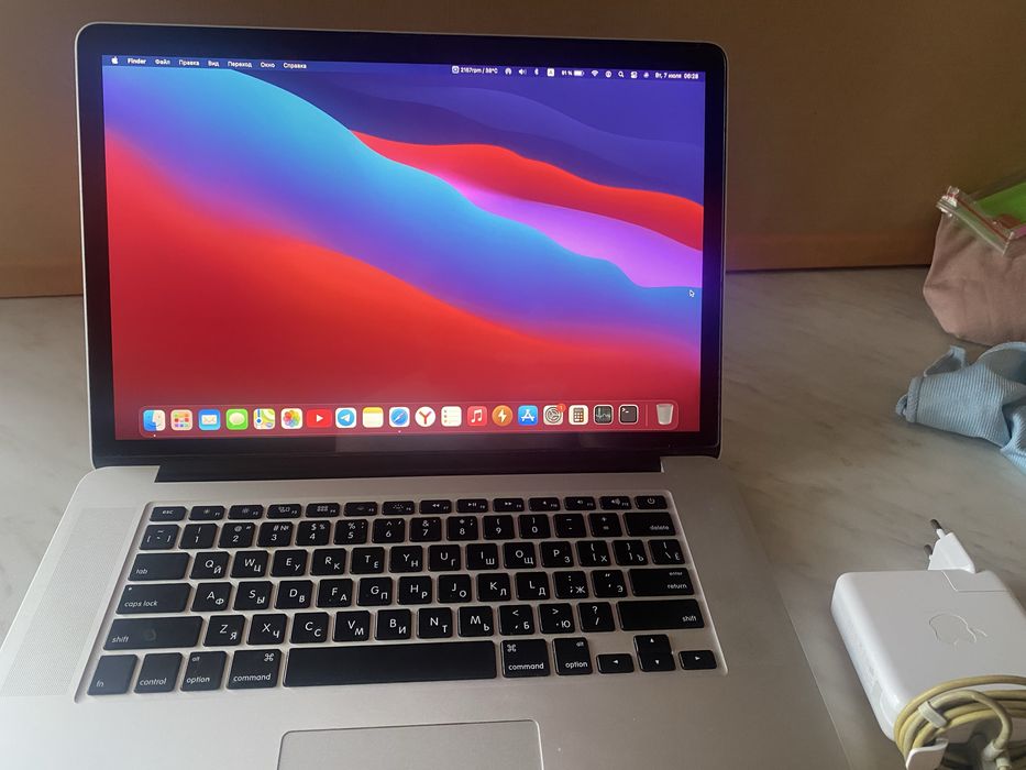 Macbook Pro 15 16gb/256gb