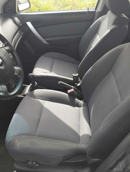 Carro Chevrolet AVEO