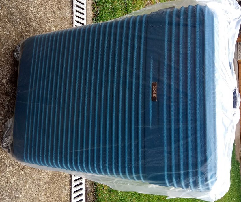 Komplet walizek na kółkach OCHNIK 19'/24'/28' TYLKO 500 złotych!!!