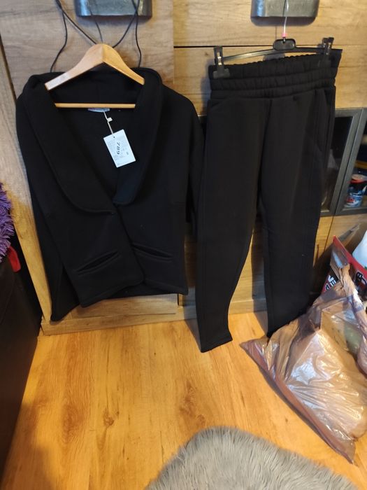 Komplet dresowy garnitur