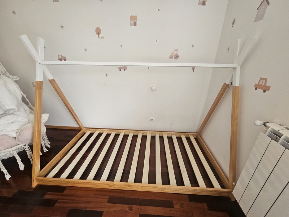 Cama sklum e colchão