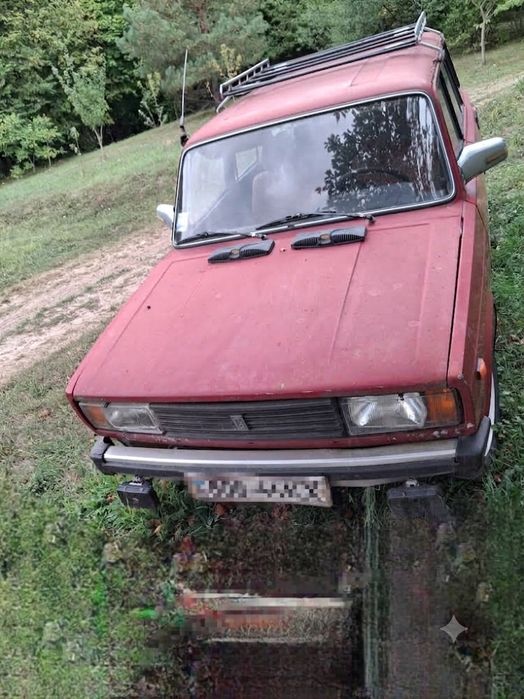 Продам машину ВАЗ 21043