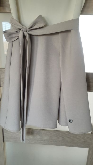 Śliczna sukienka firmy Lemonada