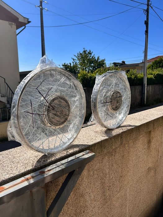Rodas para Famel XF 17 e tampas completas e cepo da cremalheira