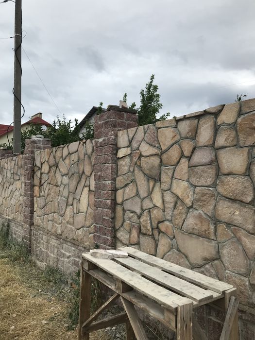 Каменщики  , муляри , забутовка каменьом