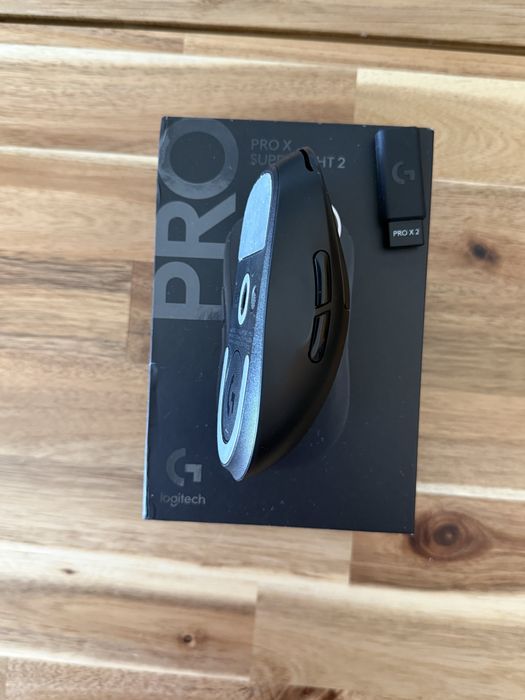 Logitech G Pro X Superlight 2 Preto com Caixa e Acessórios