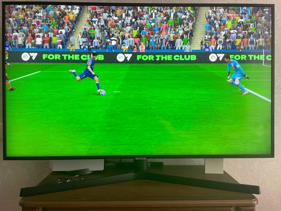 Телевізор Samsung UE50NU7402 UHD 4K Smart Серія 7