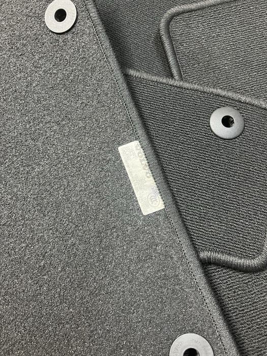 Dywaniki welurowe do volvo v40