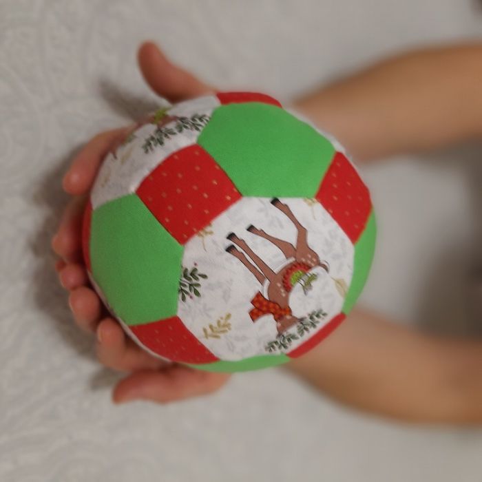 Игрушка ручной работы, текстильная,мяч,мягкая игрушка