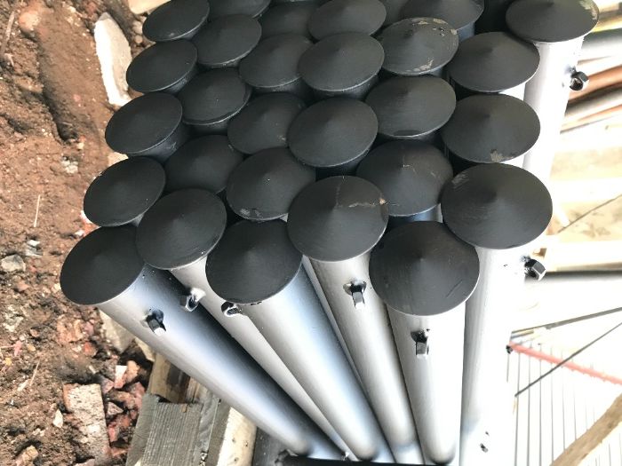 kompletne ogrodzenia z siatki wraz z podmurówką