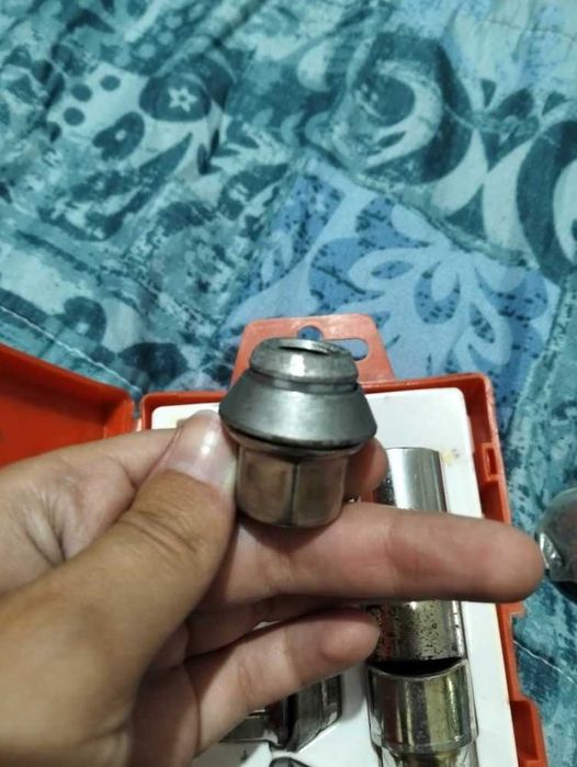 Pernos de Segurança - Ford Focus