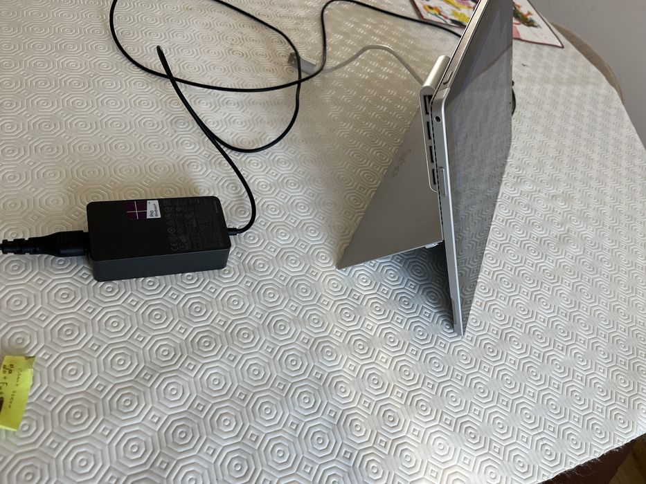 Microsoft Surface Pro 3, i7 8GB RAM