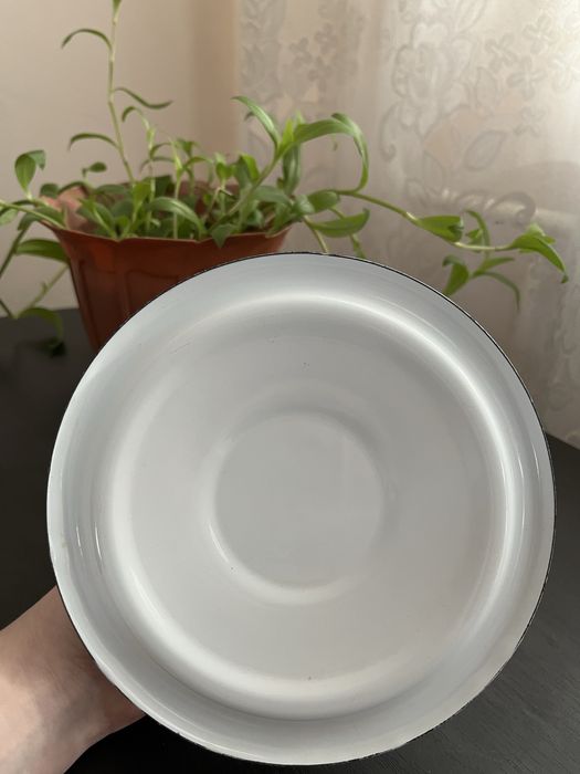 Кастрюля эмалированная 1,5 л