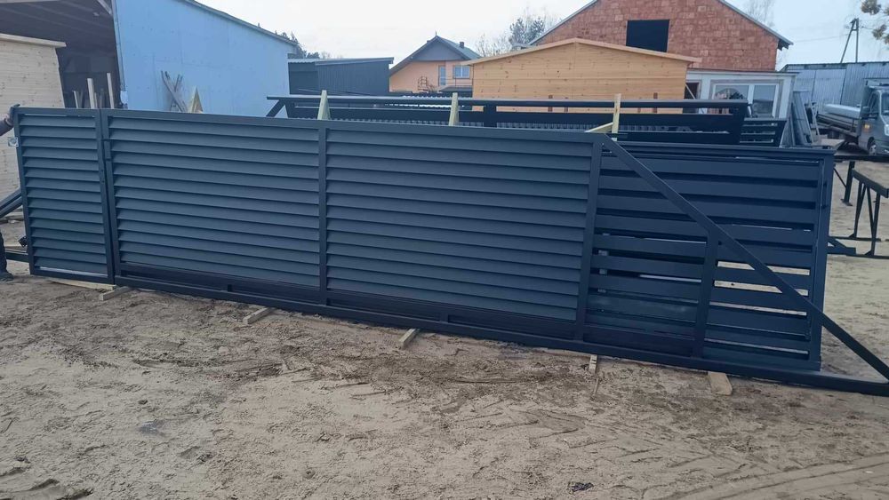 Sprzedam bramę w żaluzję podłużną zapraszam!