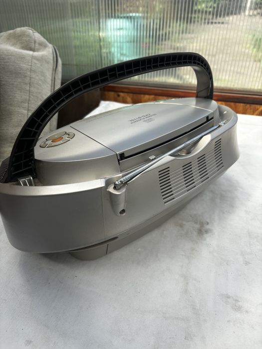 Продам музичний центр sony