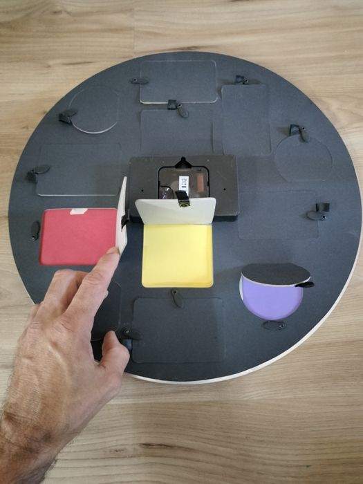 Relógio de parede personalizável