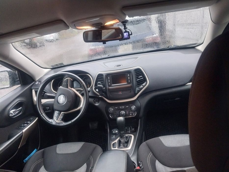 Jeep cherokee 3.2 , 4×4