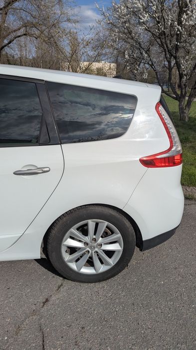 Renault Grand Scenic 2009