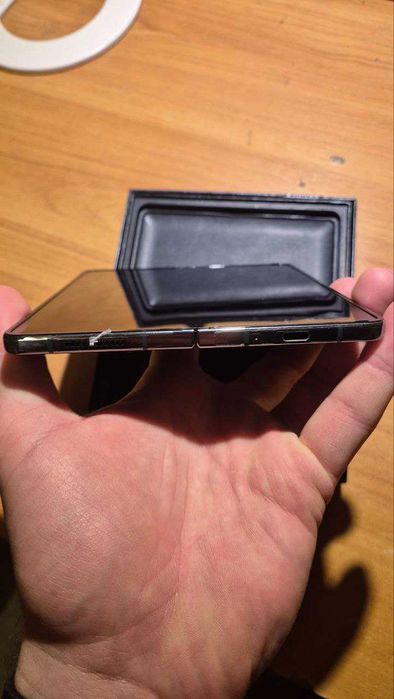 Samsung Galaxy Z Fold 4