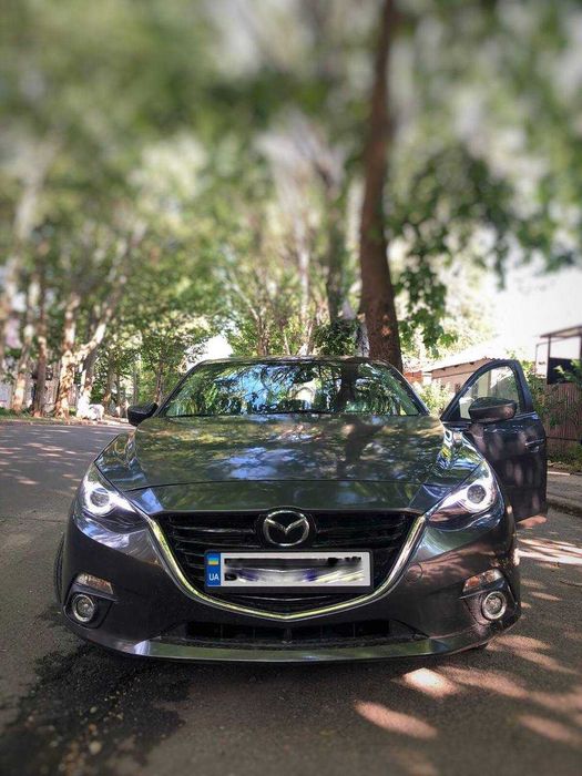 Фара Mazda 3 bm  права