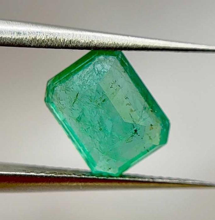 esmeralda 2,11ct international gemological institute igi
