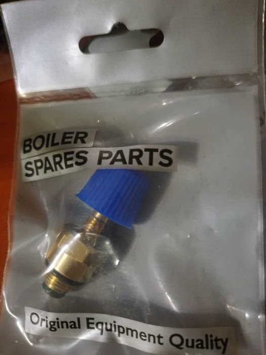 Zawór do napełniania wody Immergas .  Nr. Kat. 1.021831 EOLO STAR